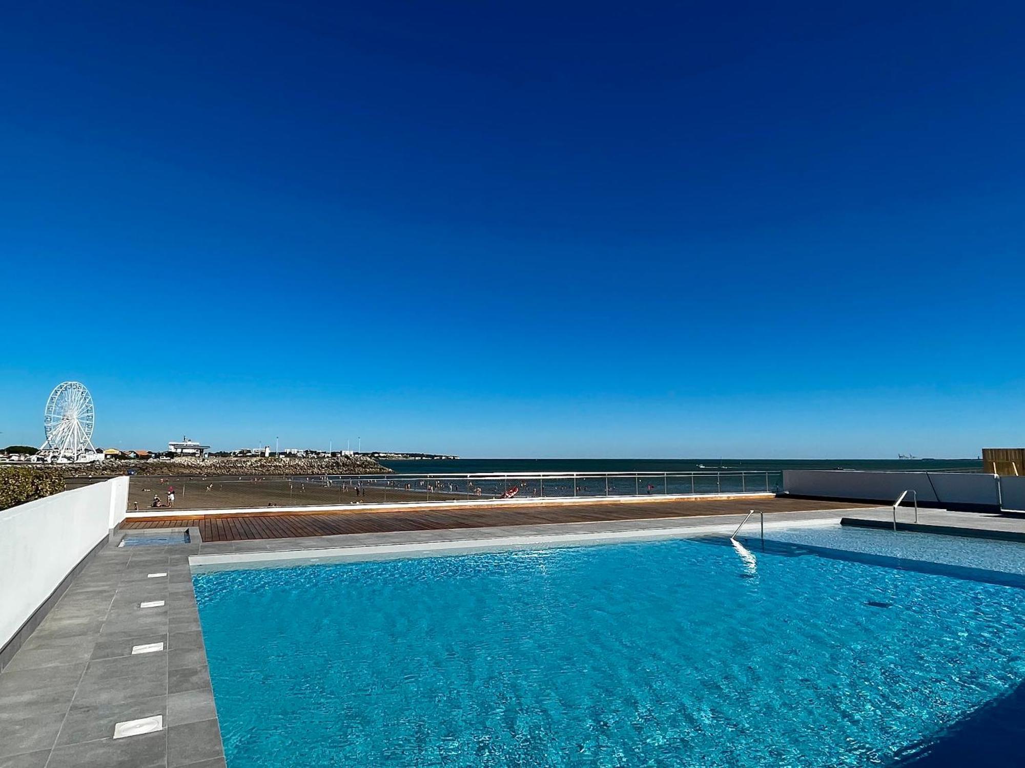 Le Sunrise - Panorama Sur L'Estuaire Apartment Royan Bagian luar foto